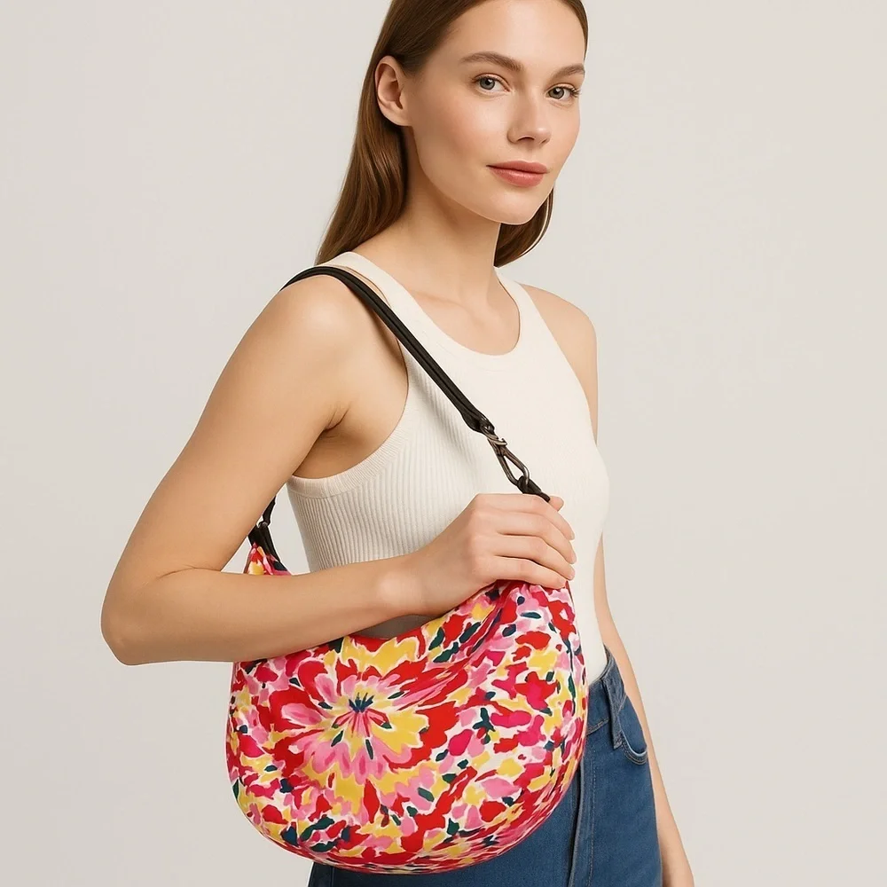 🌸💐Le Tennaur Colorful Bouquet Print Hobo Purse -🌸💐
